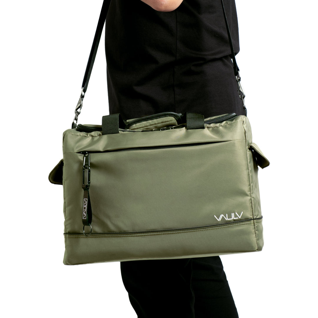 VAULV Compact Duffle 015 (Green-Black)